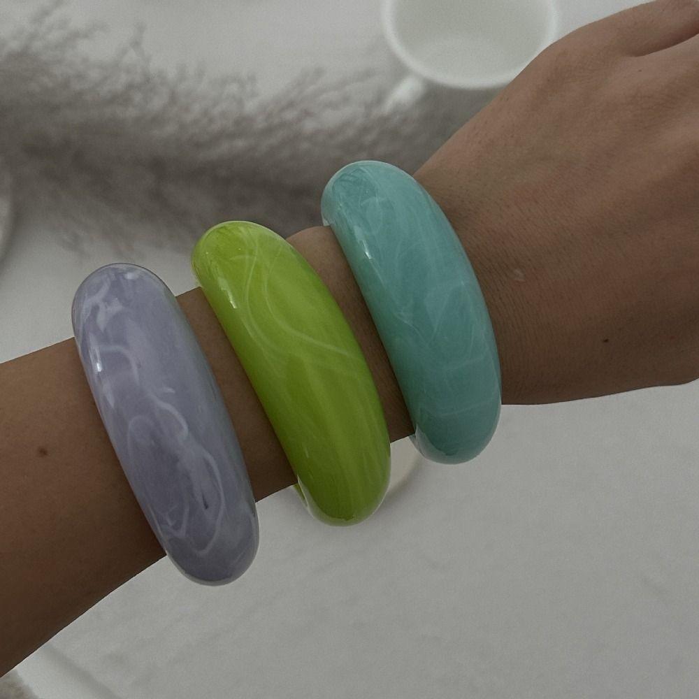 Transparent Acrylic Open Bangle Bohemian Retro Hand Ring Cute Cuff Wide Bracelet Women