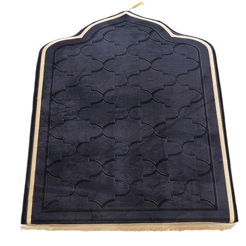 Non-slip Portable Flannel Carpet Prayer Mat Soft Flannel Travel Prayer Rug Worship Kneel Embossing Floor Carpets for Muslim Ramadan