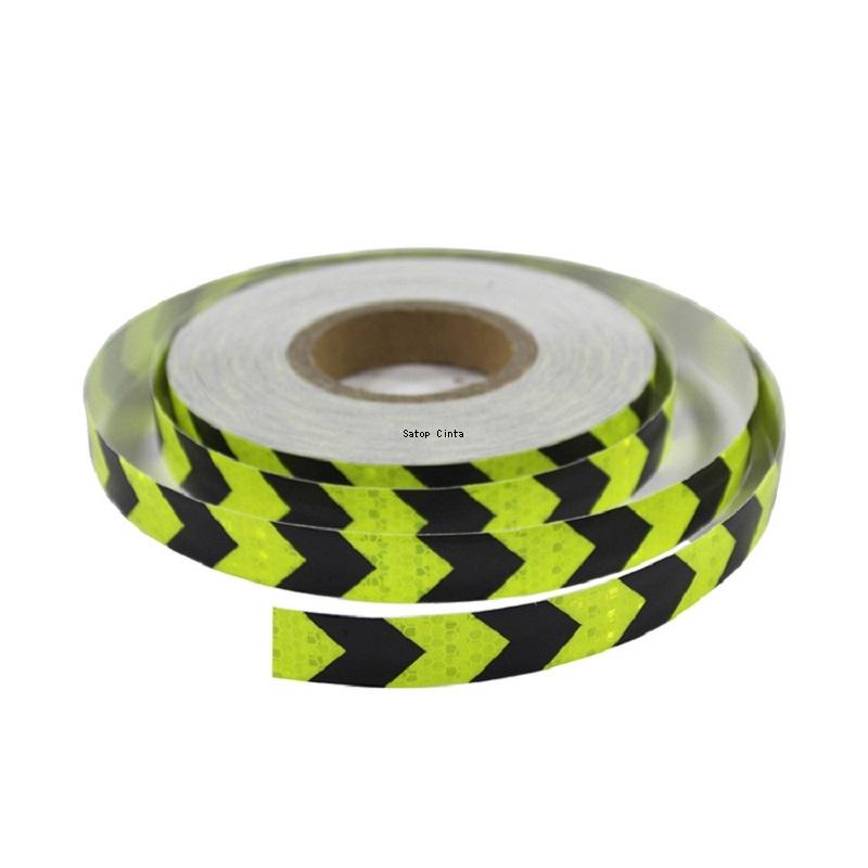 2.5cmx5m Arrow Car Reflective Stickers Fluorescent Yellow-Black Waterproof Reflectors Self-adhesive Tape Strip For Bicycle Truck