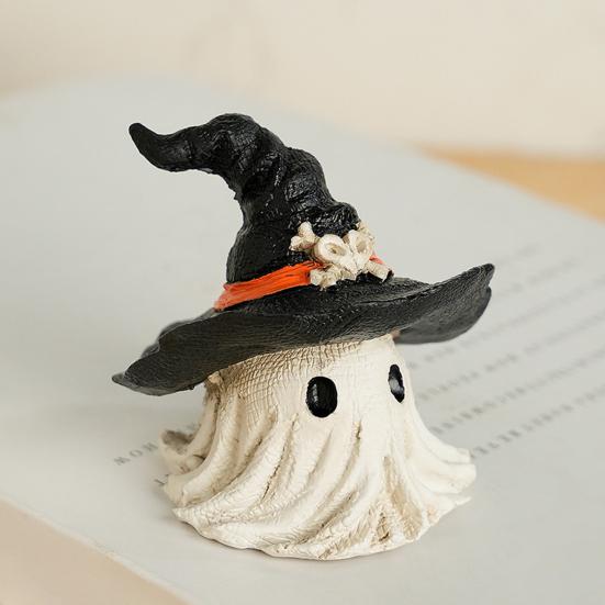 Halloween Ornament Ghost Wearing Witch Shape Statue Indoor Outdoor Display Statue Haunted House Ghost Ornament