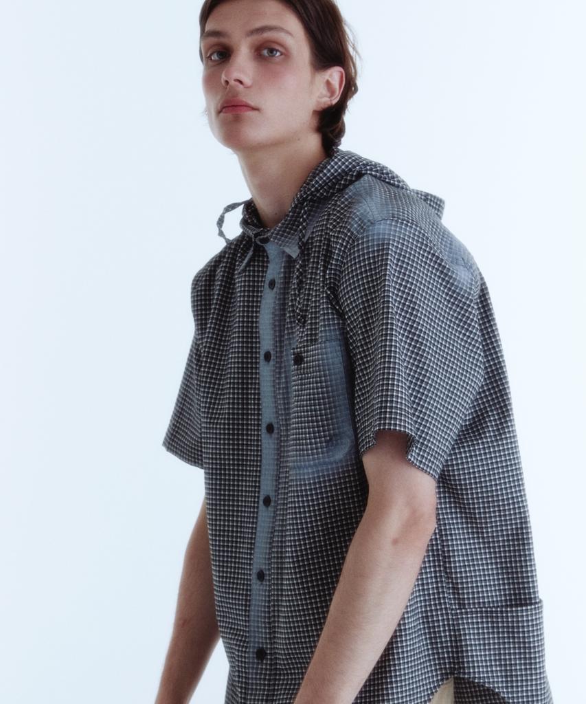KINETO Gingham Check Spray Hoodie_Black