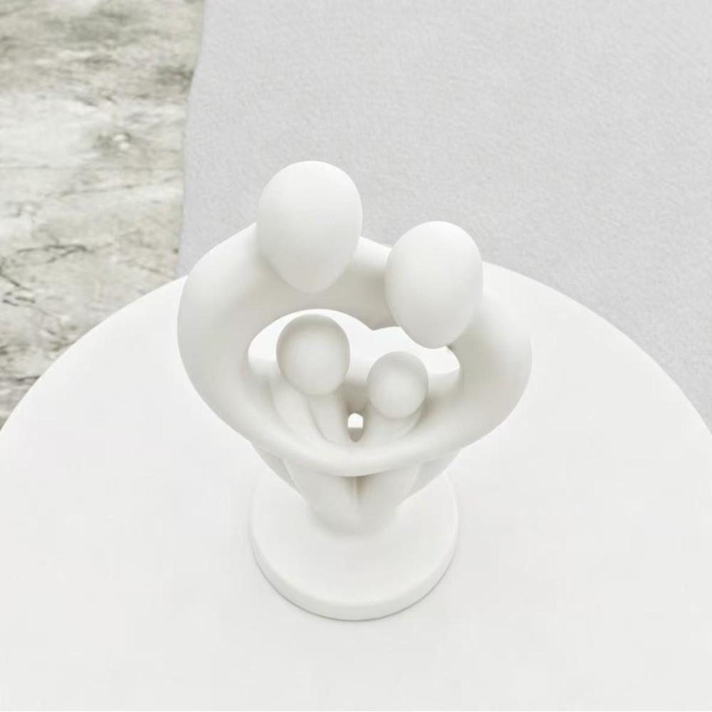 Plastic Minimalist Figure Statue Unique Sculpture of A Family of Four Office Decor