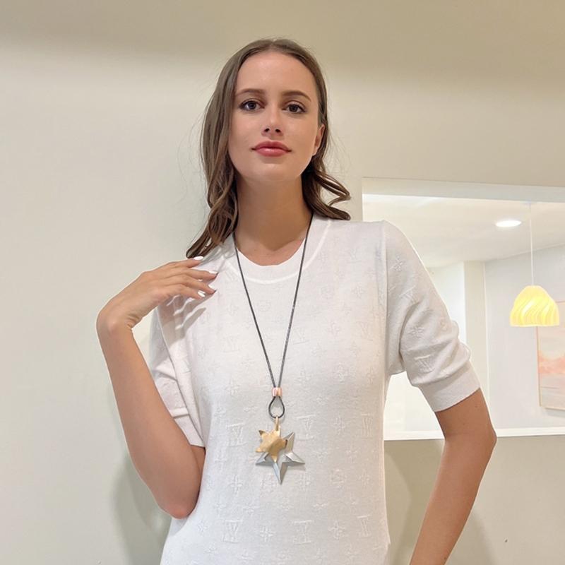 Модный тренд Легкая роскошь Нишевый сенс Ключичная цепочка Темперамент Простой Холодный ветер Пятиконечная звезда Полая подвеска
