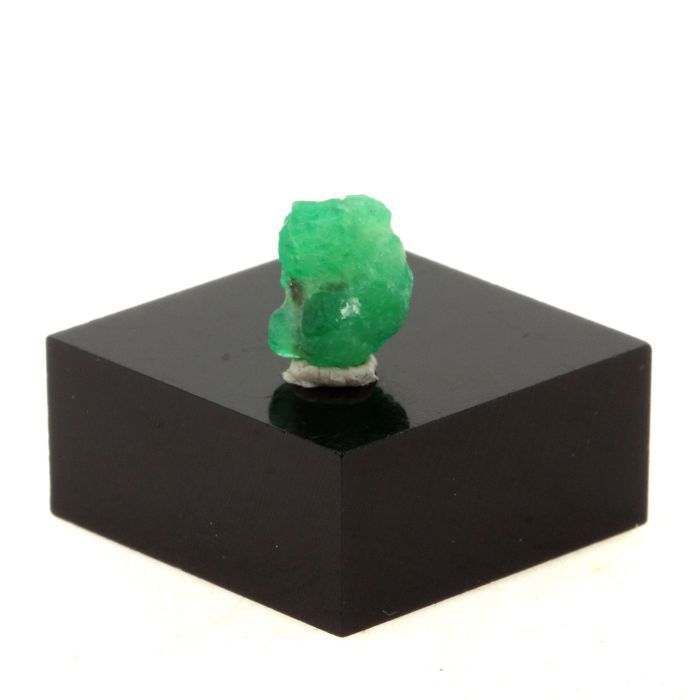 Émeraude - Mingora - 1.72 ct - Vert - Certificat d'authenticité - Dimensions 9x7x5 mm