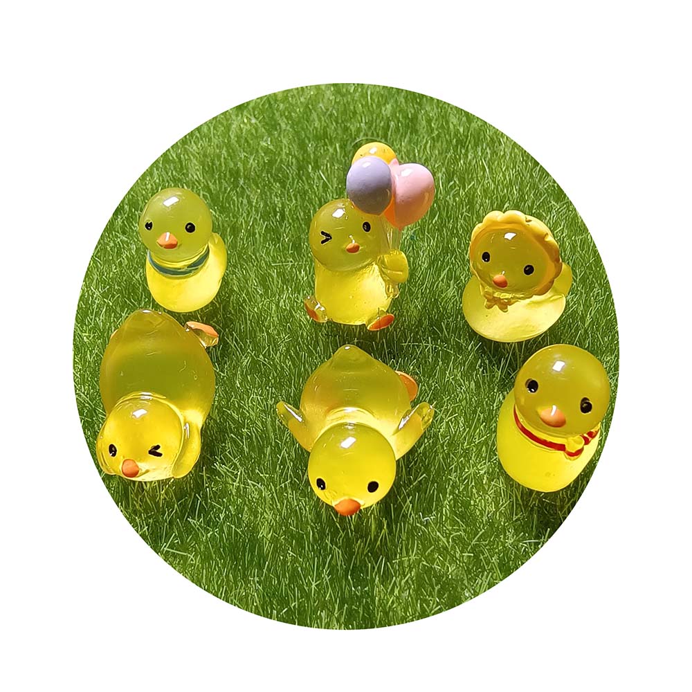 100pcs Luminous Mini Ducks Resin Miniature 3D Duck Figurines Moss Micro Landscape Resin Doll House Landscape Decor Glow at Dark