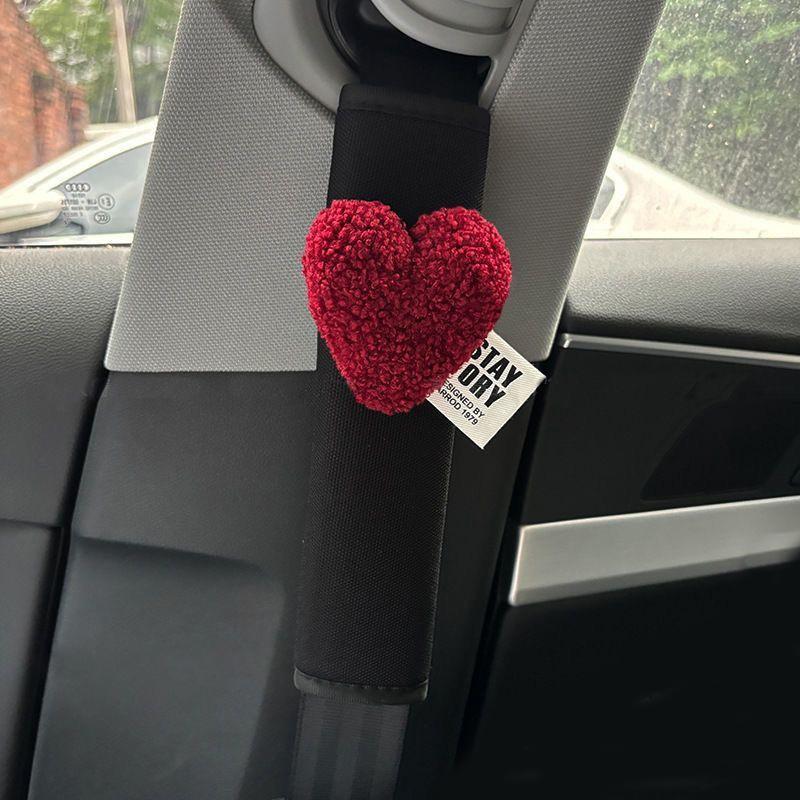 Милый чехол для ремня безопасности автомобиля в стиле ретро с красным сердцем, шелковый наплечный ремень, подушка для ремня безопасности, автомобильный протектор, забавный аксессуар для безопасности транспортного средства