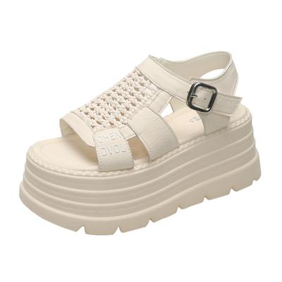 Модные 8 см Летние сандалии Кроссовки на танкетке Новые женские пляжные шлепанцы Высокая платформа Повседневные сандалии Полые дышащие тапочки для ходьбы