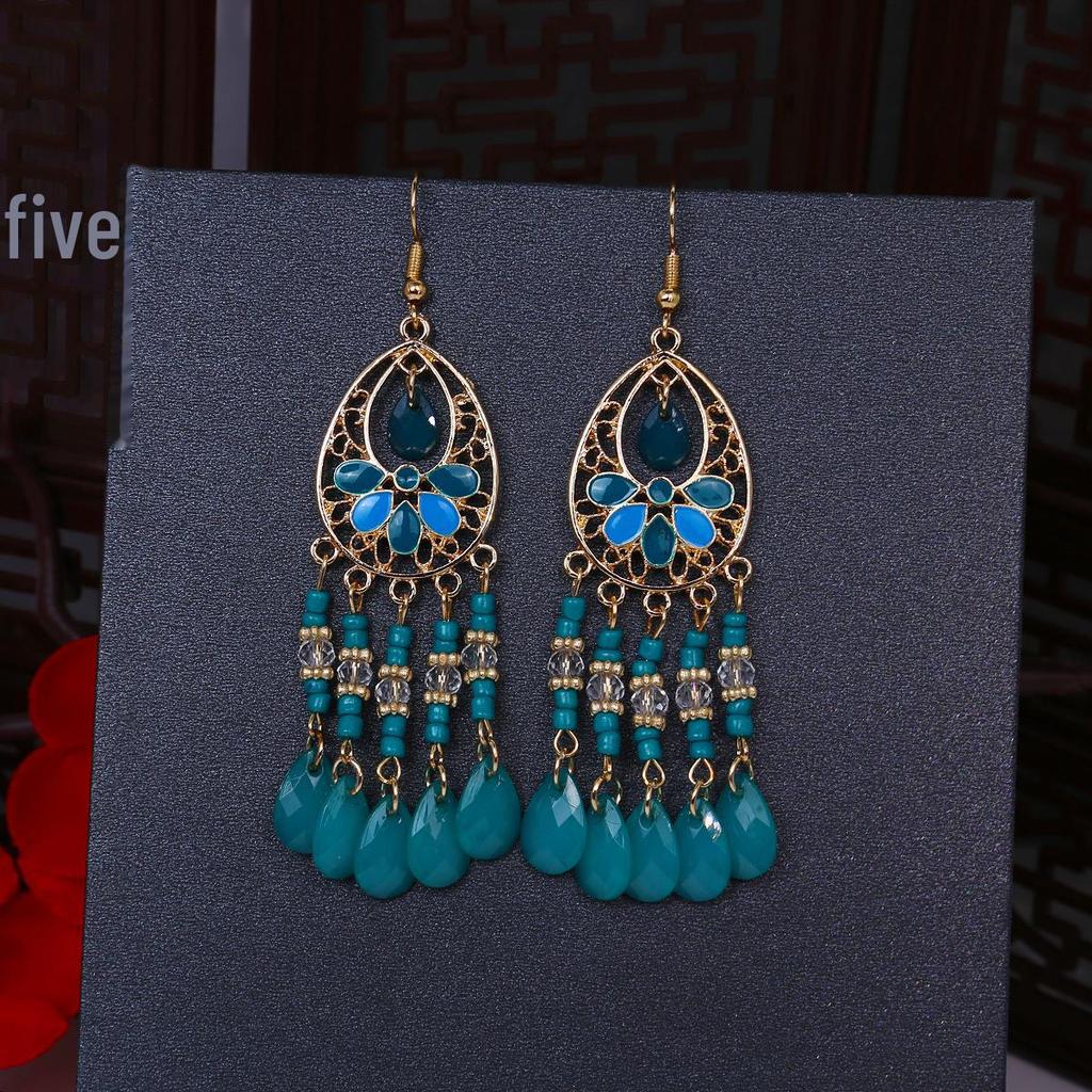 Серьги-кисточки с рисовыми бусинами и каплями воды в стиле бохо - этнический стиль, яркая индивидуальность