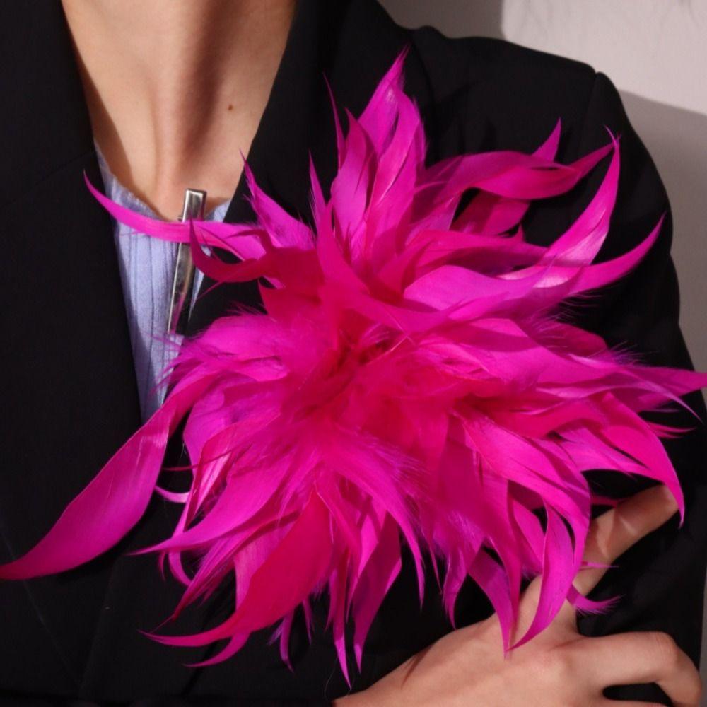 25cm Artificial Feather Lapel Pin Lightweight Exaggerated Feather Brooch Dress