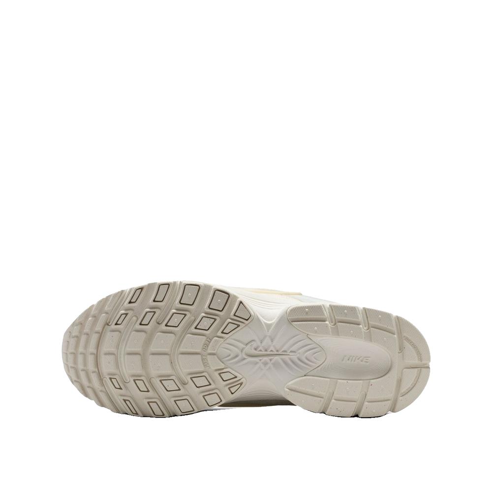Sport Shoes Nike V5 RNR