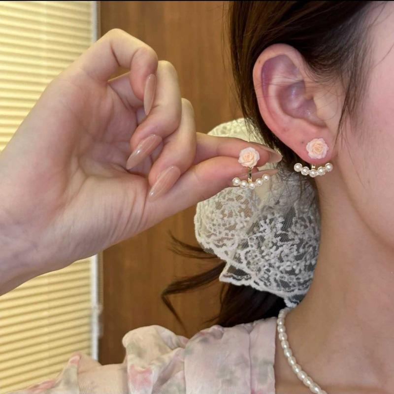 Элегантные модные серьги-пусеты с цветком, корейские серьги с имитацией жемчуга для женщин, очаровательные украшения для вечеринки, свадьбы, подарки