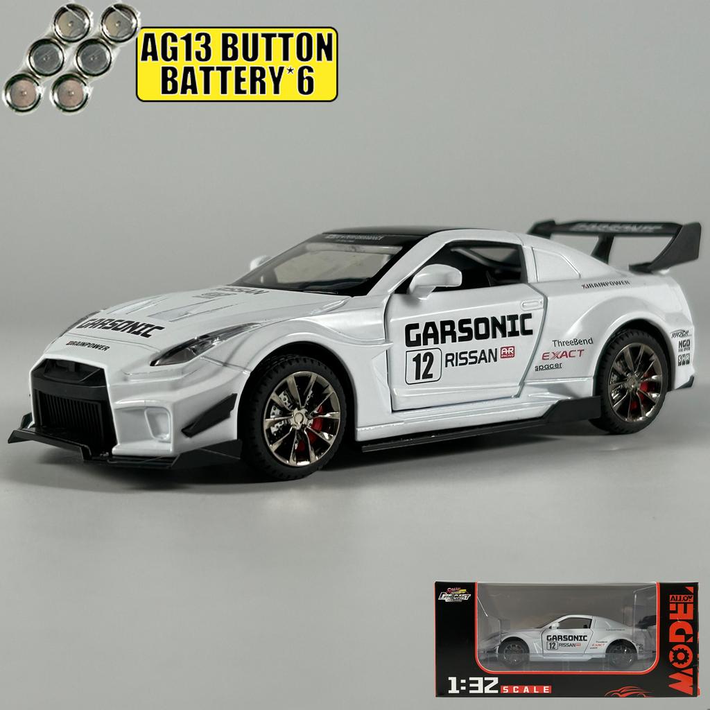 1:32 Nissan GTR CSR2 Alloy Metal Diecast Model Car Home Decoration & Collectibles Hobby Display Ornaments Holiday Present Gifts