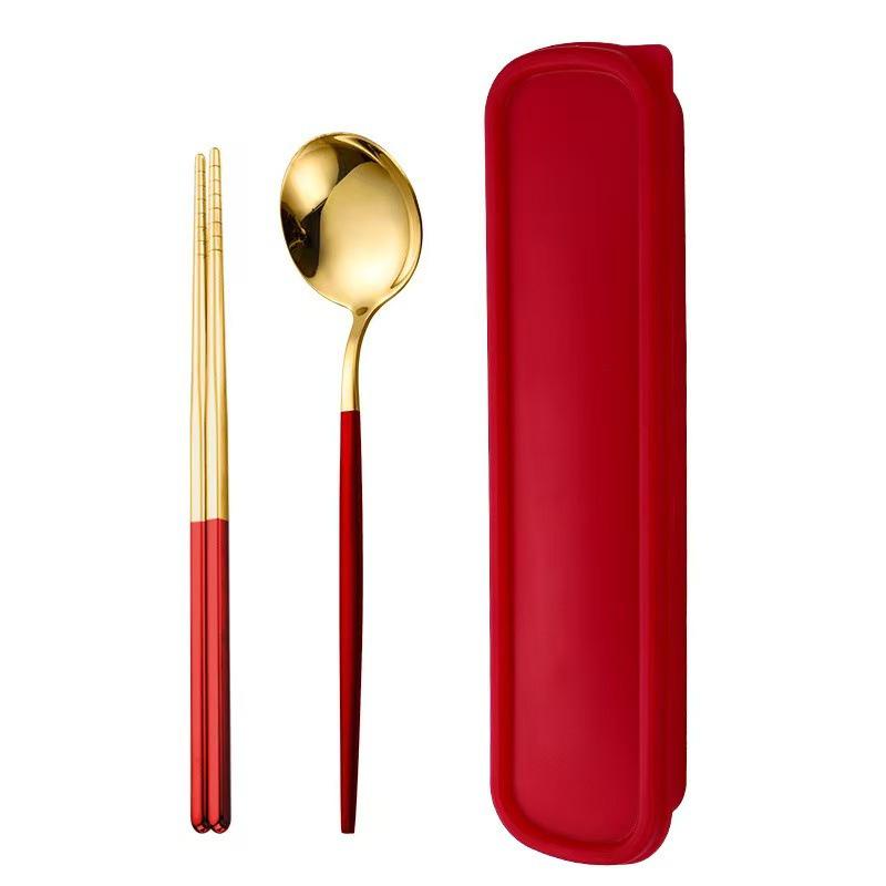 Дорожный набор столовых приборов из нержавеющей стали 410: Вилка, Ложка и Палочки в Подарочной Коробке. Идеально подходит для студентов!