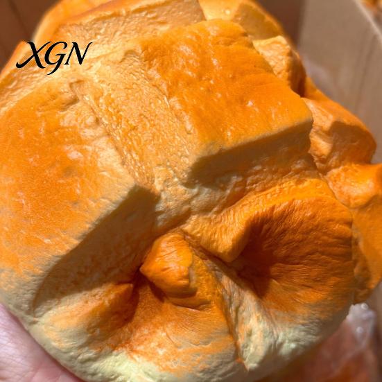 Cute Food Squeeze Toys Decompression Toy Slow Rebound Pineapple Bun Soft Stress Relief Elastic Fidget Realistic Desktop Ornament Gifts Bread