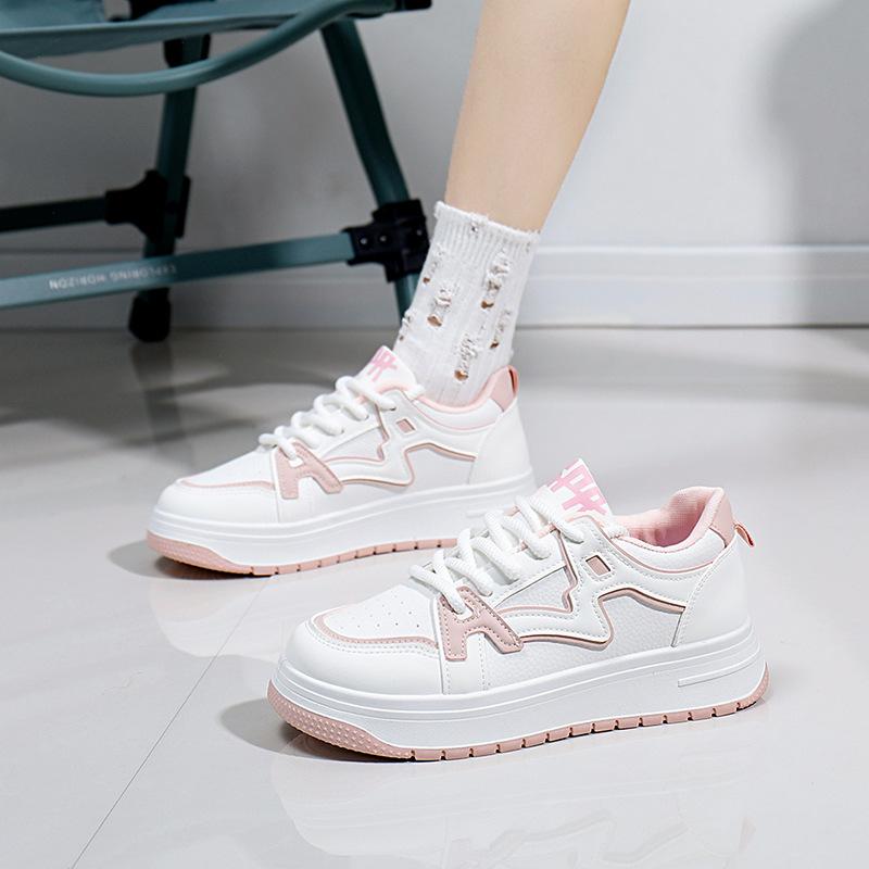 Белые туфли для женщин, новые осенние студенческие универсальные повседневные модные туфли с толстой подошвой, модные кроссовки
