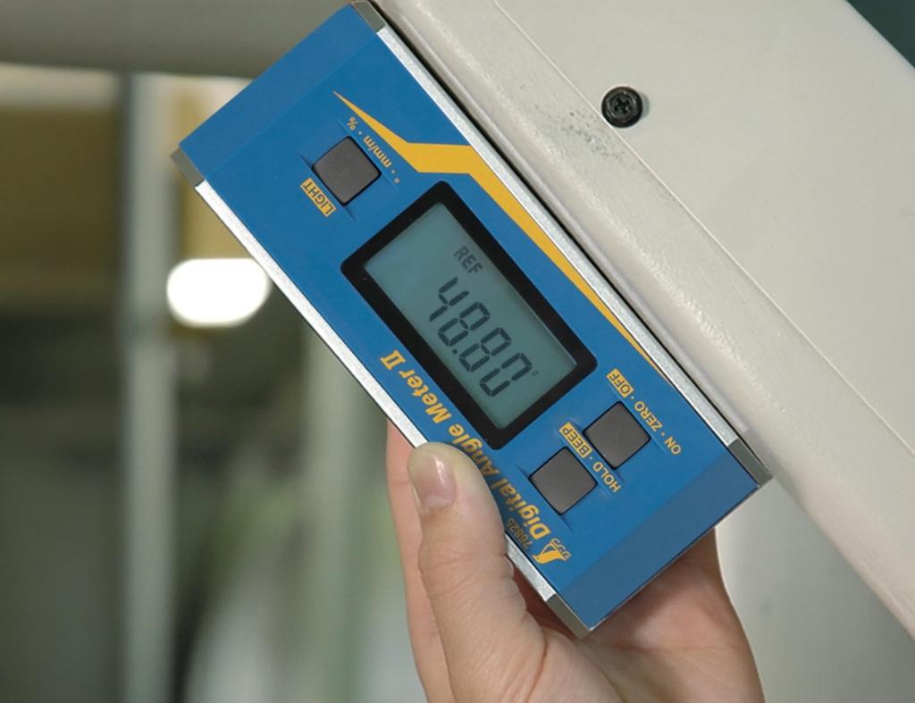 Shinwa Sokutei Digital Angle Meter Dustproof and 76825 II, Waterproof,