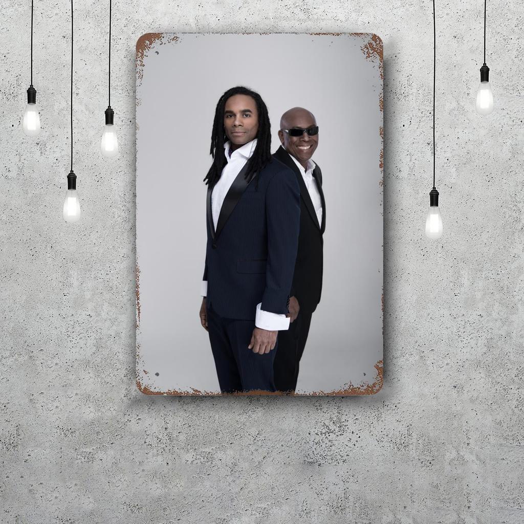 Milli vanilli Декоративный плакат Винтажная жестяная табличка Металлическая табличка Декоративная табличка для паба Бара Мужской пещеры Клуба Настенное украшение