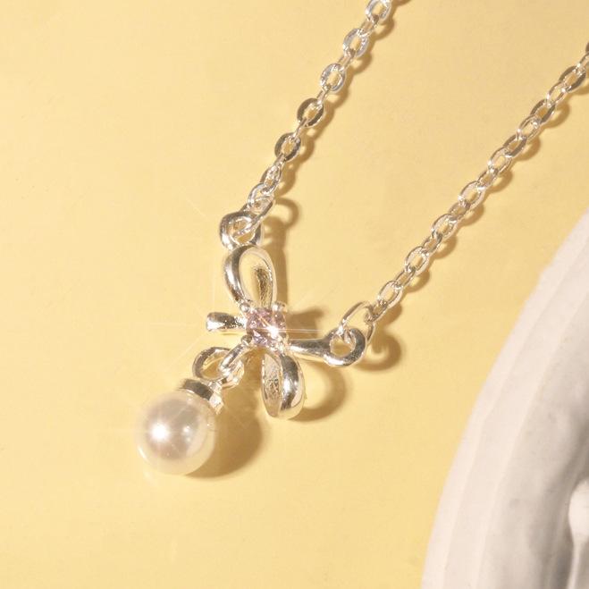 Ожерелье-бант для женщин, легкое, роскошное, темпераментное, нишевое, дизайн, розовая бриллиантовая цепочка на ключицу из нержавеющей стали