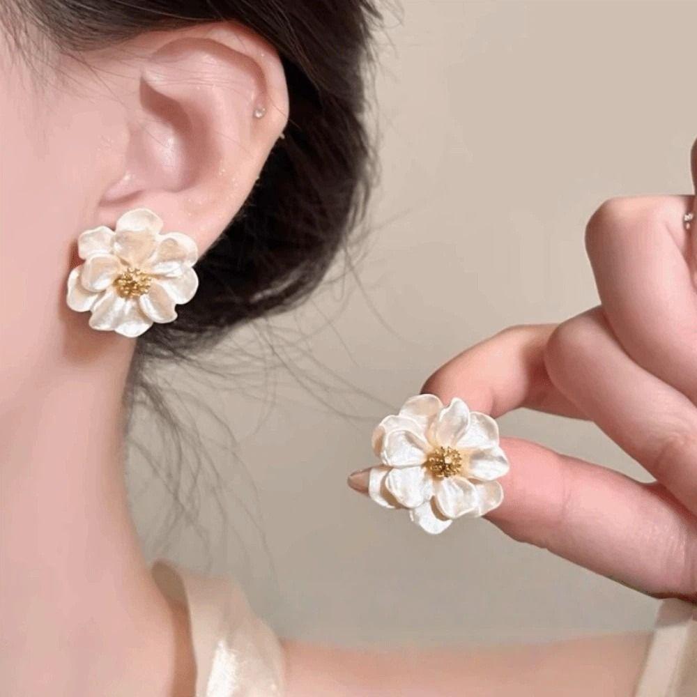 Изысканные Серьги-Гвоздики с Лепестками Сложенные Лепестки Новые Цветочные Серьги Женские