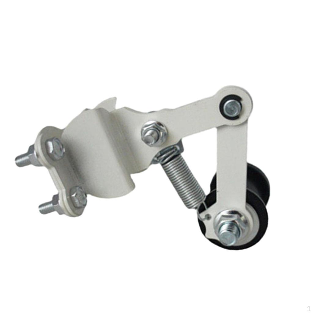 Автоматический регулятор болта натяжителя цепи мотоцикла на роликовом колесе автоматического регулятора