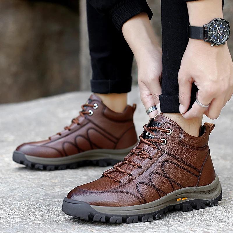 Fashion Italian Genuine Leather Men Casual Shoes Luxury Brand Fashion High Top Sneakers Shoes Winter Warm Men Outdoor Non-Slip Boots