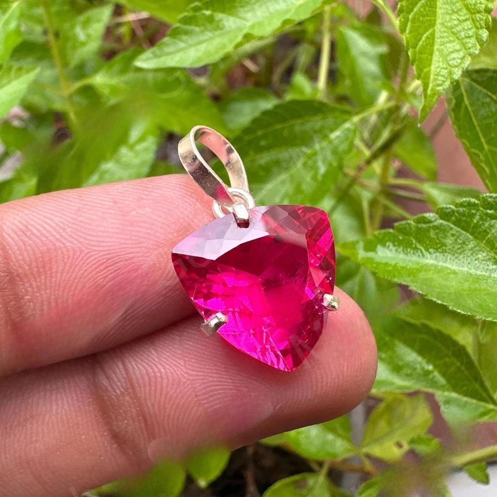 20.35 Ct Natural Pink Sapphire Trillion Cut 925 Sterling Silver Pendant Gemstone