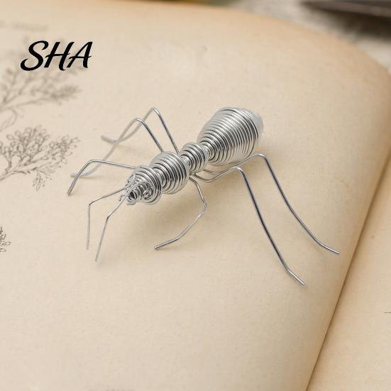 Compact Office Decor Miniature Metal Ant Figurine, Hollow-Out Insect Sculpture with Silver Finish, Minimalist Desktop Decoration Desk for Bookshelf,