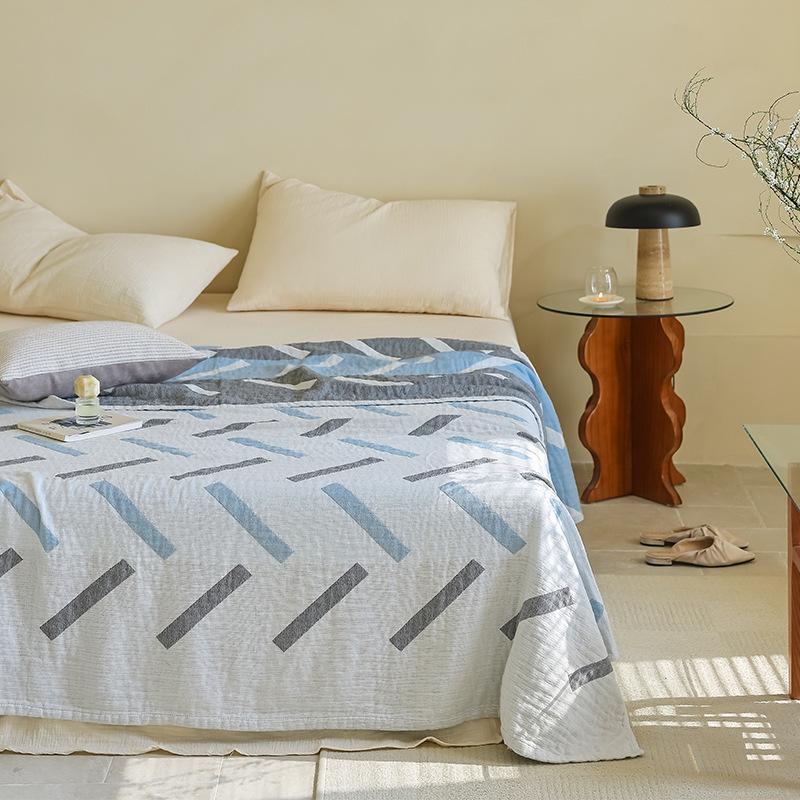New Three-layer Gauze Towel Quilt, Double Air-conditioned Blanket, Sofa Towel, Four-season Lunch Break Blanket