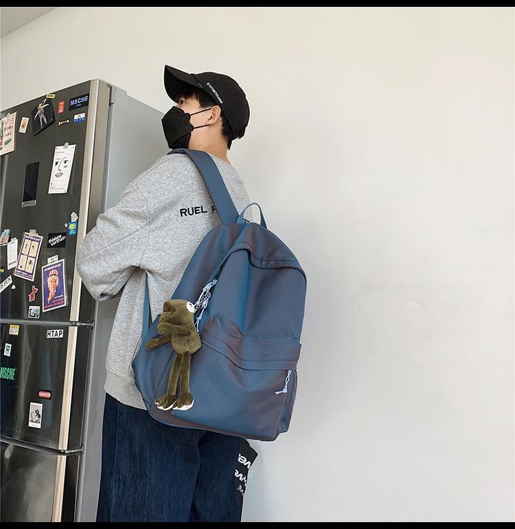 Рюкзак Gradient College: Сумка через плечо для мужчин из нейлона, большой вместимости, с защитой от брызг, в гонконгском стиле.