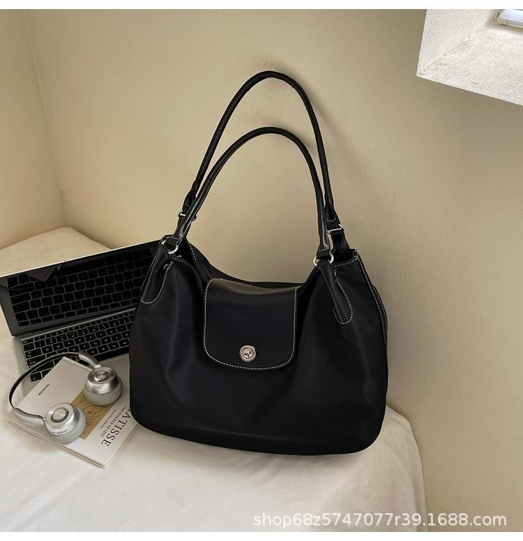 Oxford Cloth Casual Tote Bag Women's 2025 New Large Capacity Mommy Commuter Lightweight Shoulder Bag Simple Underarm Bag