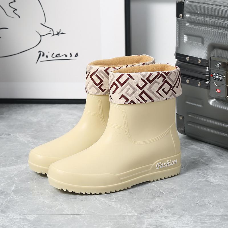 Резиновые сапоги женские ботильоны водонепроницаемые резиновые туфли для дождливого дня 2024 новые женские короткие сапоги без застежек однотонные теплые модные