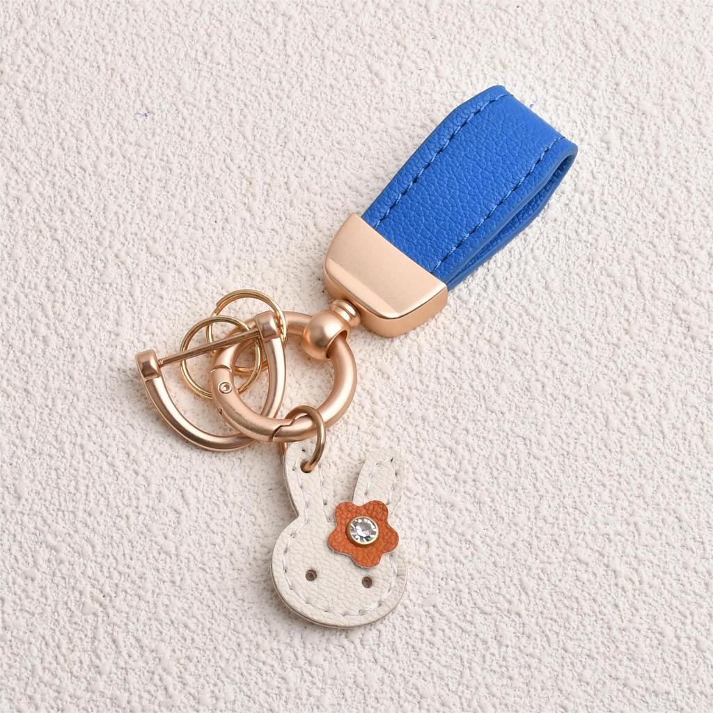 Модный брелок для ключей, роскошный металлический короткий кожаный цветок, автомобильный брелок, подвеска, раздельный брелок, женский брелок, аксессуары