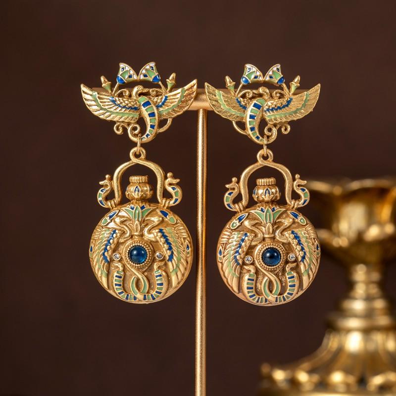 Vintage Relief Water Jug Earrings Needle Enamel Court Style Elegant Ear Jewelry Women