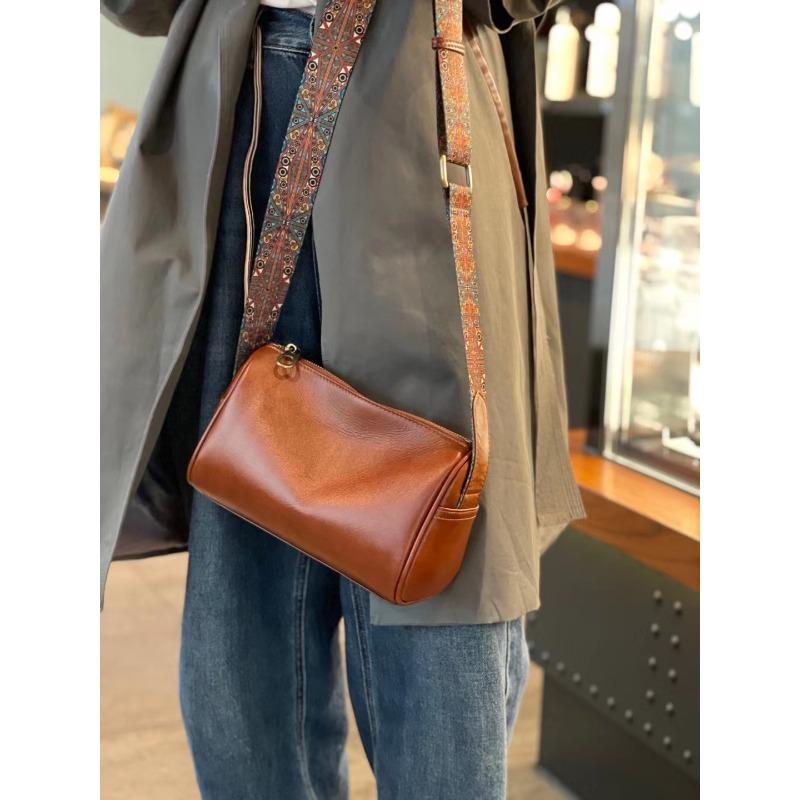 Genuine Leather Women Bag Vegetable Tanned Cow Leather Crossbody Bag Atmospheric Retro Bag