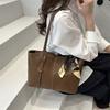 Premium Tote Bag 2025 Autumn and Winter New Casual Retro Versatile Underarm Bag Women's Commuter Large Capacity Tote Bag