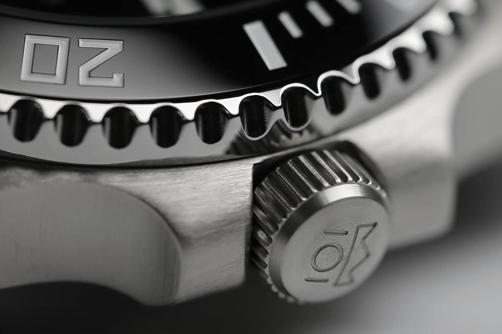 [HYAKUICHI 101] No.1S Hyakuichi 20 ATM Water Resistant Sweep Second Diver's Watch Ceramic Bezel Non-Date Watch Deep Aqua Quartz