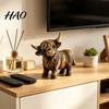 Aged Texture Tabletop Figurine Farmhouse Highland Cow Figurine, Resin Scottish Bull Statue, Rustic Cute Cattle Statue Ornament, Country Style