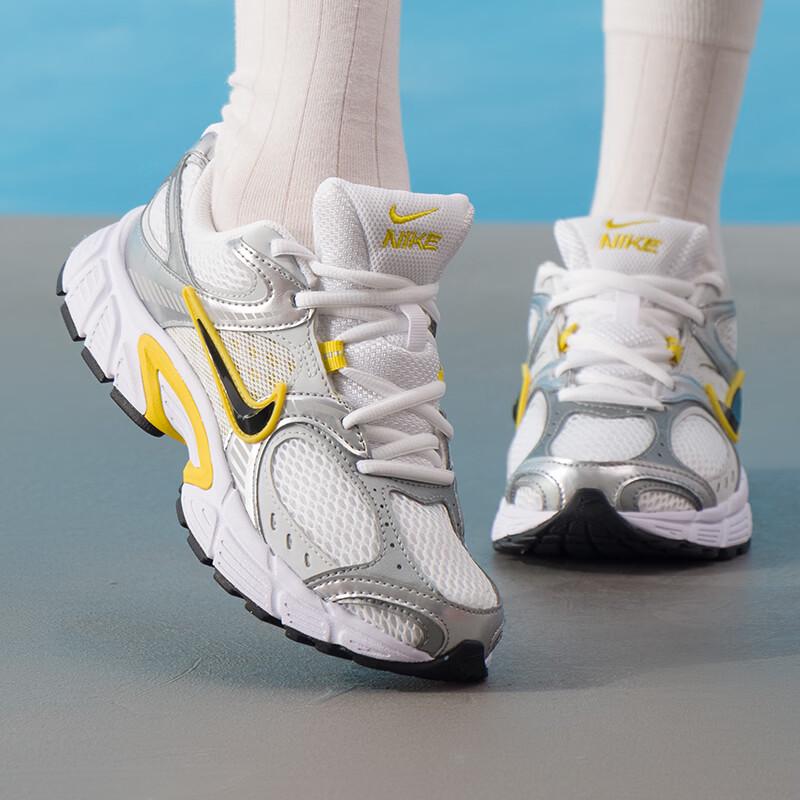 Nike Женская повседневная обувь серии V5 RNR