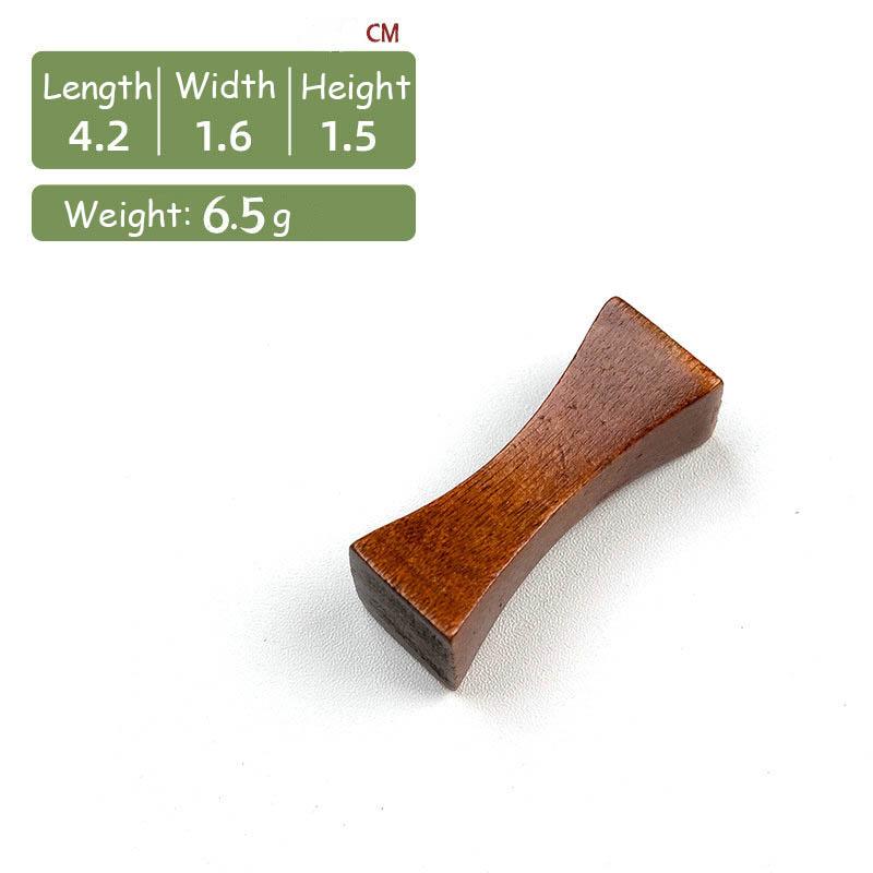 Полка для хранения в отеле. Держатель для палочек для еды. Полка для деревянных палочек для еды. Украшение кухни. Посуда для ресторана.