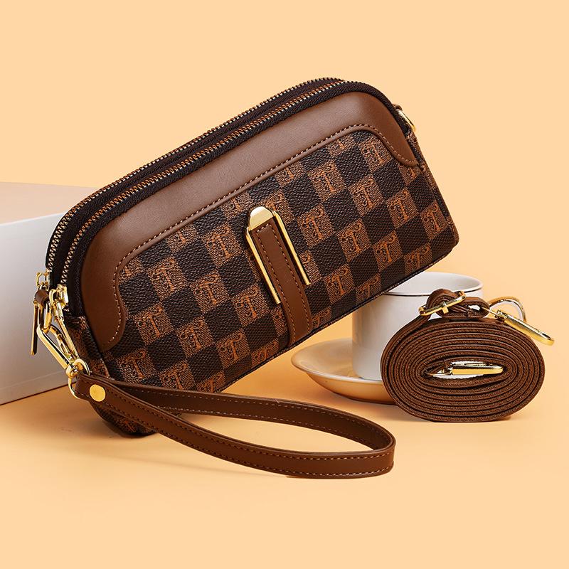 Soft leather shoulder messenger bag casual women's bag contrasting colors fashionable travel spring and summer new women's mobile phone bag