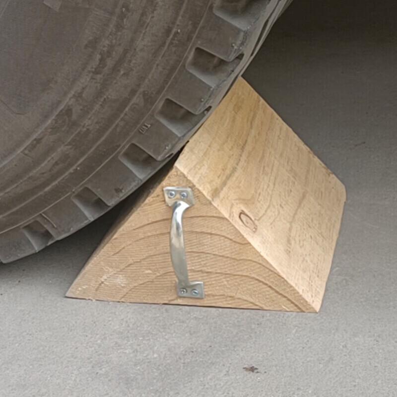 Yishunda Solid Wood Wheel Chock