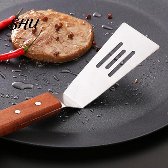 Кухонная лопатка для жарки с деревянной ручкой, антипригарная посуда, прочная лопатка для переворачивания рыбы, портативный инструмент из нержавеющей стали с прорезями, лопатка для теппаньяки
