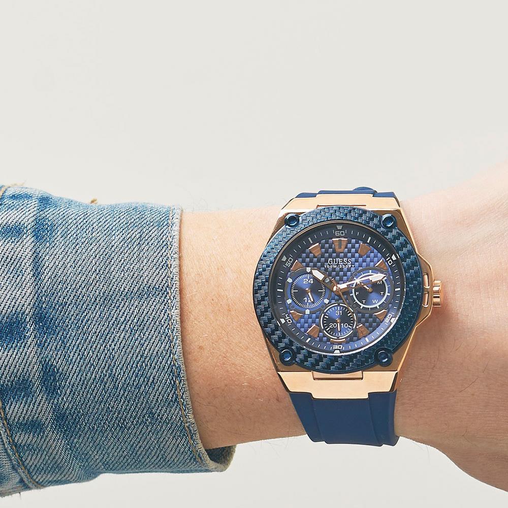 Guess W1049G2 Legacy Blue Dial Синие силиконовые мужские часы