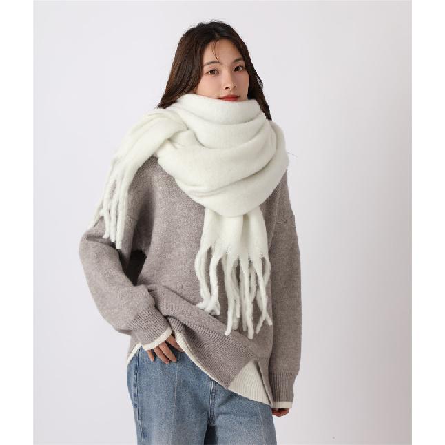 2024 New Scarf Winter Women'S Velvet Extended Warmth Luxury Fashion Versatile Internet Celebrity Girl Plaid