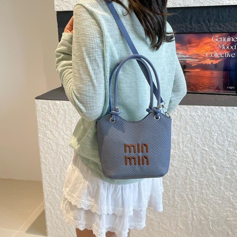 Плетеная женская сумка, новая модная сумка большой вместимости, универсальная высококлассная сумка-тоут