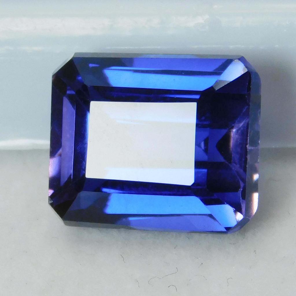 Natural Purple Tanzanite Loose Gemstone 10.55 Ct Emerald Cut Ring Size