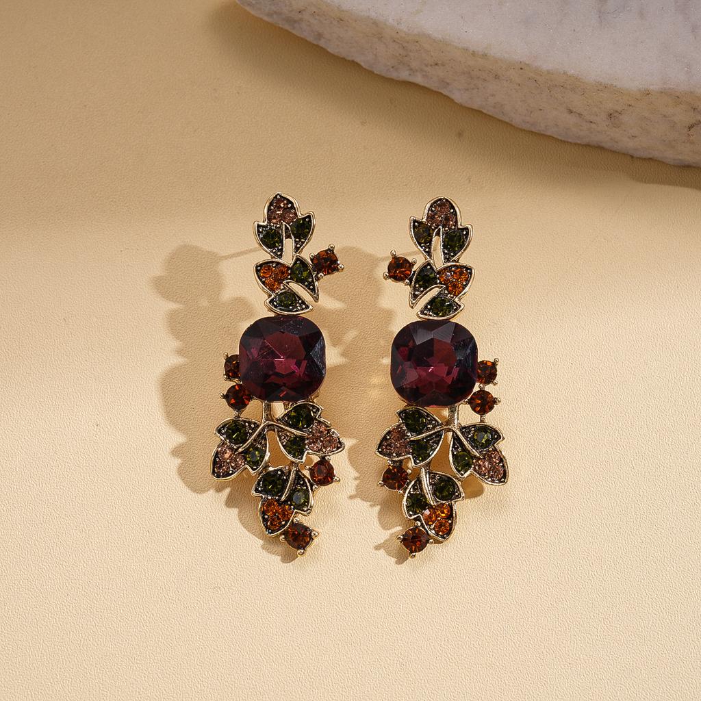 Европейская и американская геометрическая splicing necklace с каплями масла, модная, с высоким чувством, придворный стиль, цепочка на ключицу, нишевый дизайн, набор украшений, женский