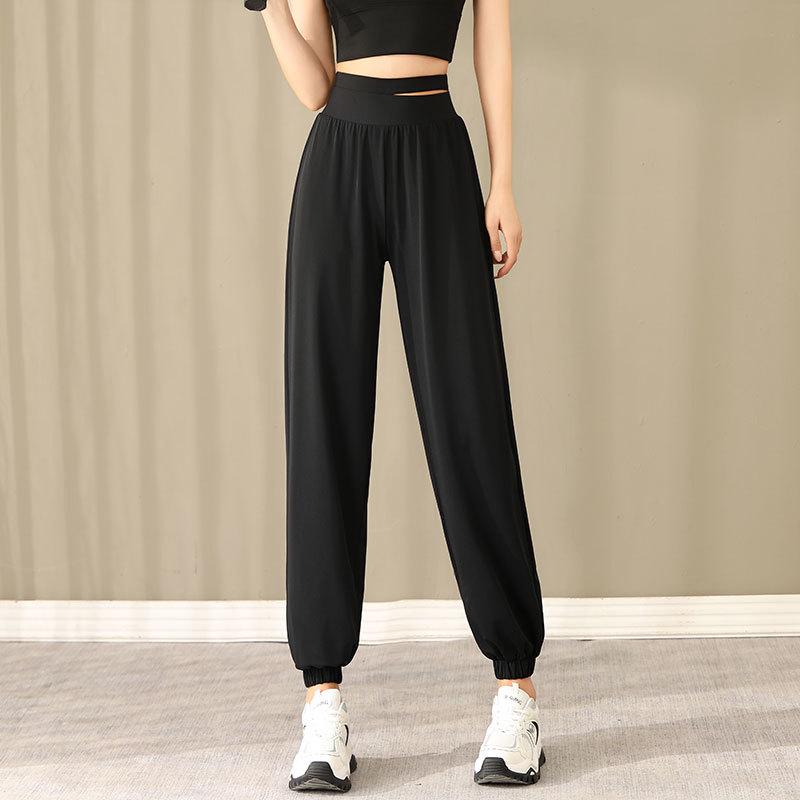 Женский комплект для активного отдыха 2024: Весенне-осенняя куртка для бега и быстросохнущие брюки для пеших прогулок, фитнеса, йоги и повседневных утренних пробежек.