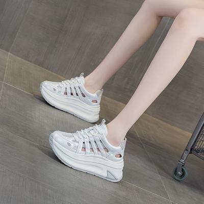 Римские сандалии женские 2025 новые дышащие на толстой подошве с внутренней танкеткой папины кроссовки повседневная модная спортивная женская обувь