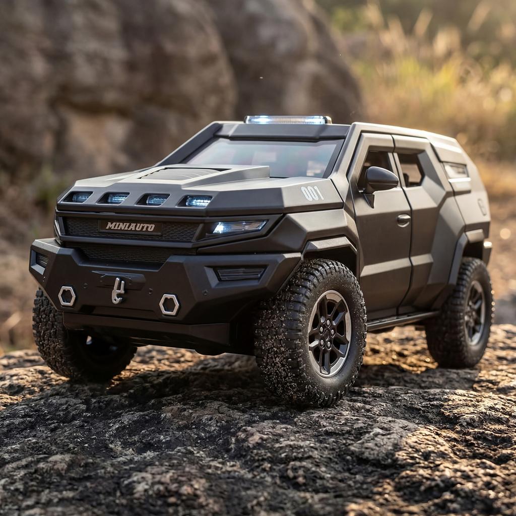 1:24 Резвани Вендетта Бронированный Автомобиль Сплав Металл Литье под Давлением Модель Автомобиля Домашний Модный Настольный Декор Украшение Подарок на День Рождения